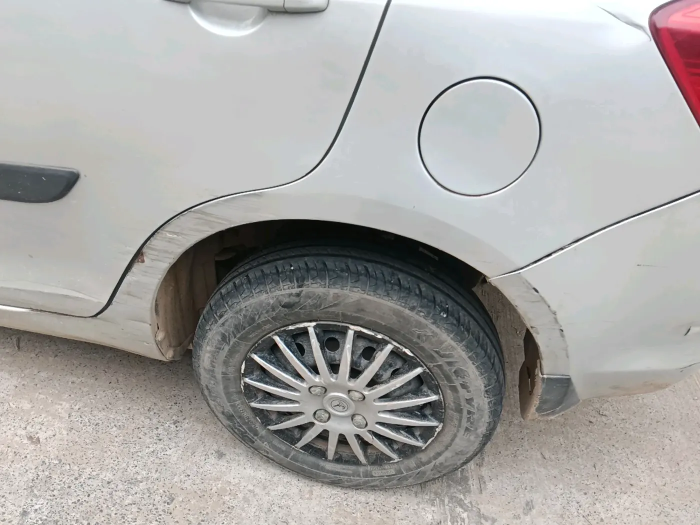 2016 Maruti Swift Dzire VDI, Diesel, Manual, 97,363 km, tyre