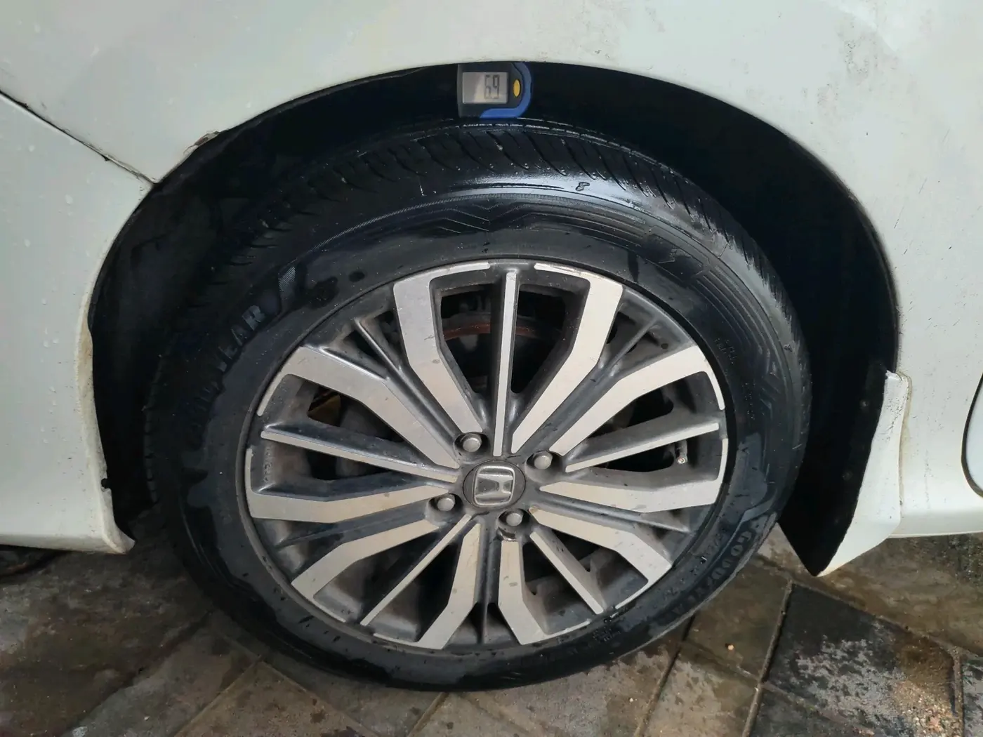 2017 Honda City 1.5L I-DTEC ZX, Diesel, Manual, 77,092 km, tyre