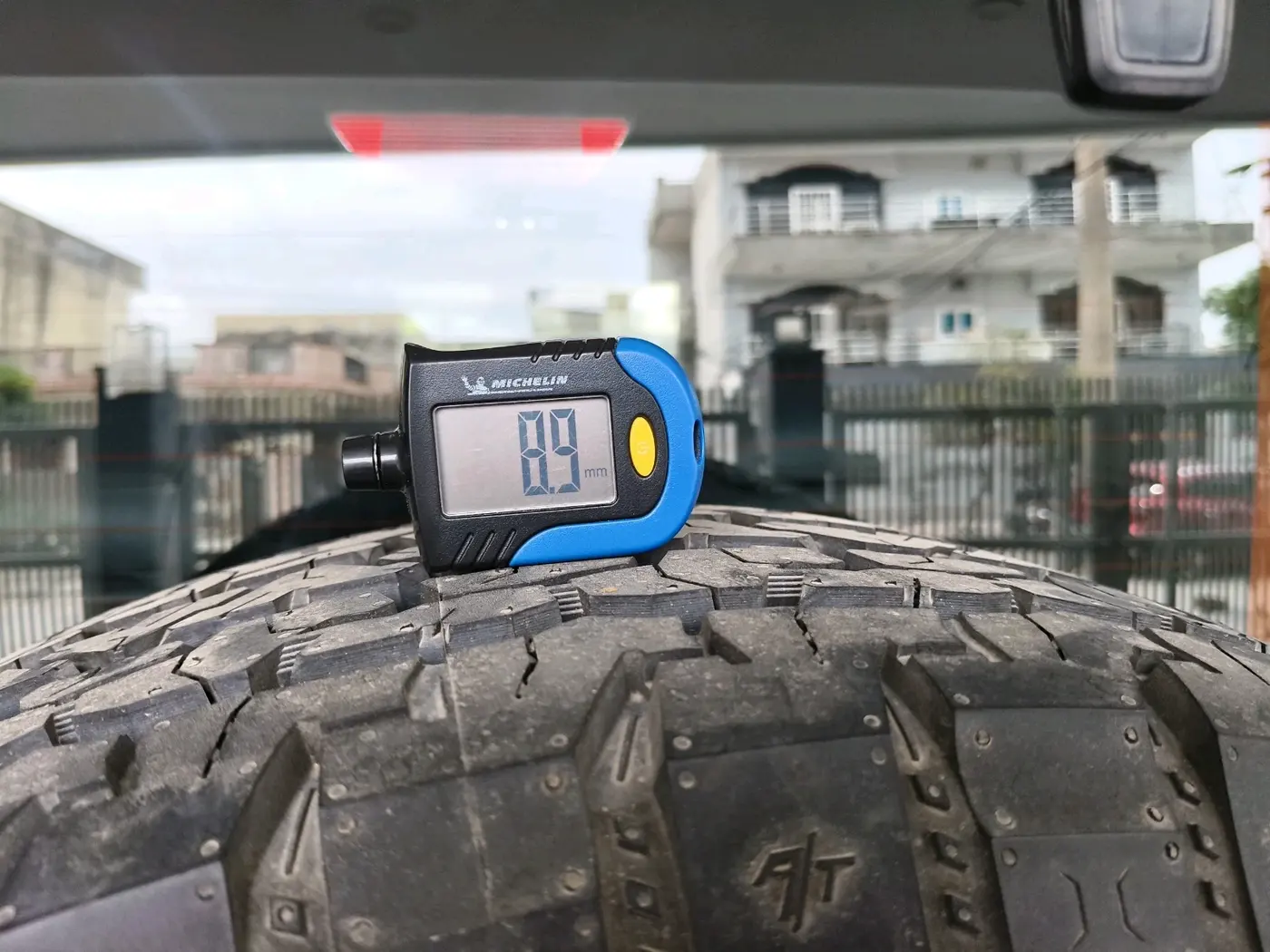 2023 Mahindra Thar LX D AT 4WD HT, Diesel, Automatic, 28,224 km, tyre
