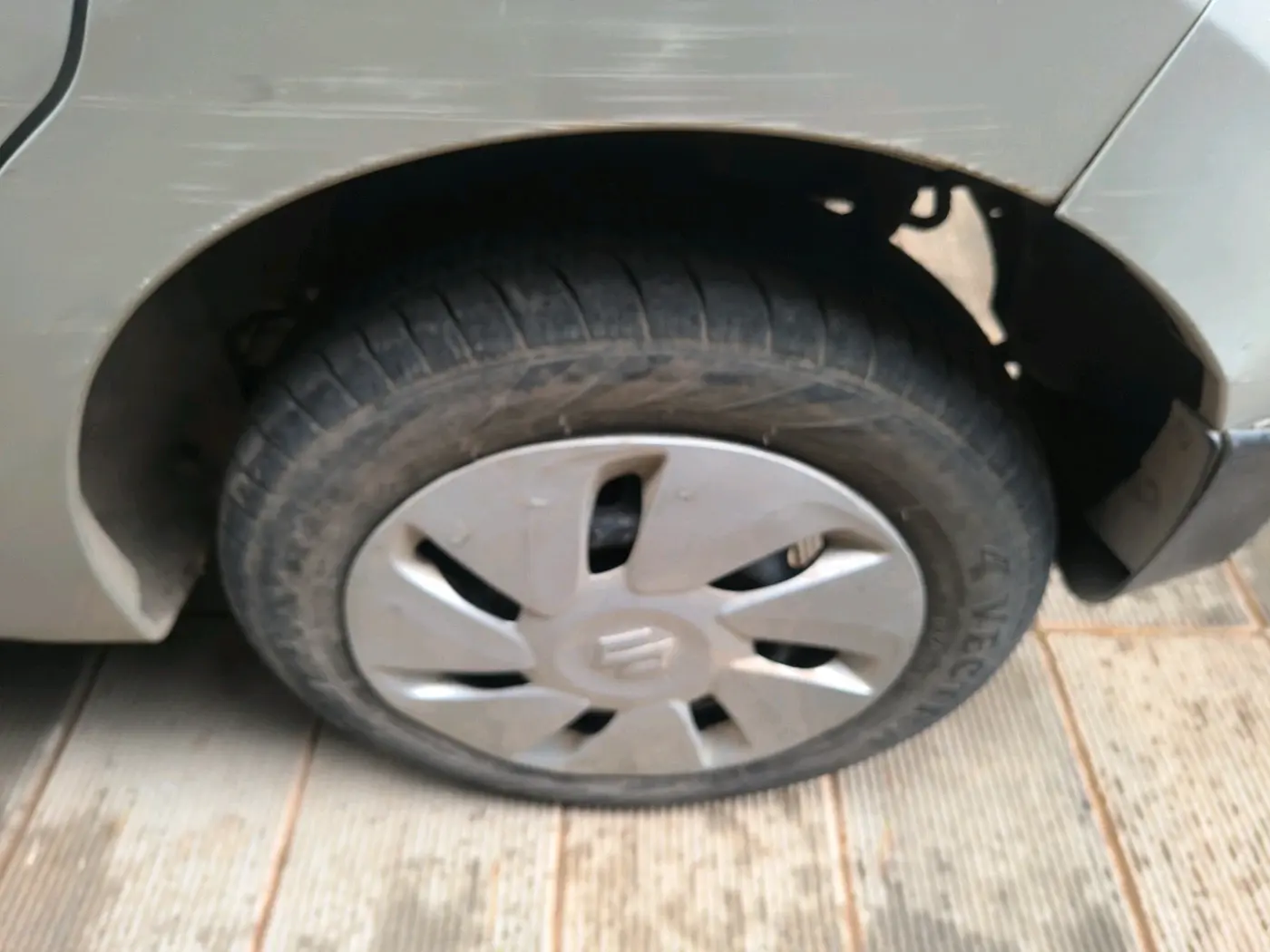 2018 Maruti Celerio ZXI AMT (O), Petrol, Automatic, 62,569 km, tyre