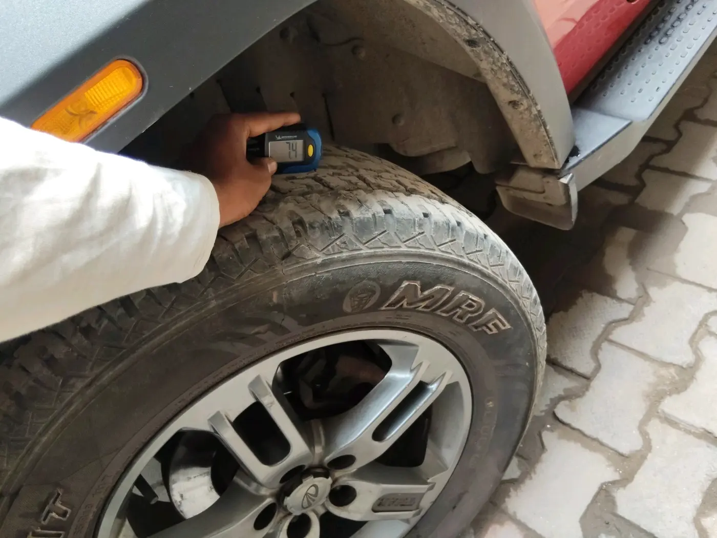 2021 Mahindra Thar LX PETROL HT 4WD AT, Petrol, Automatic, 34,838 km, tyre