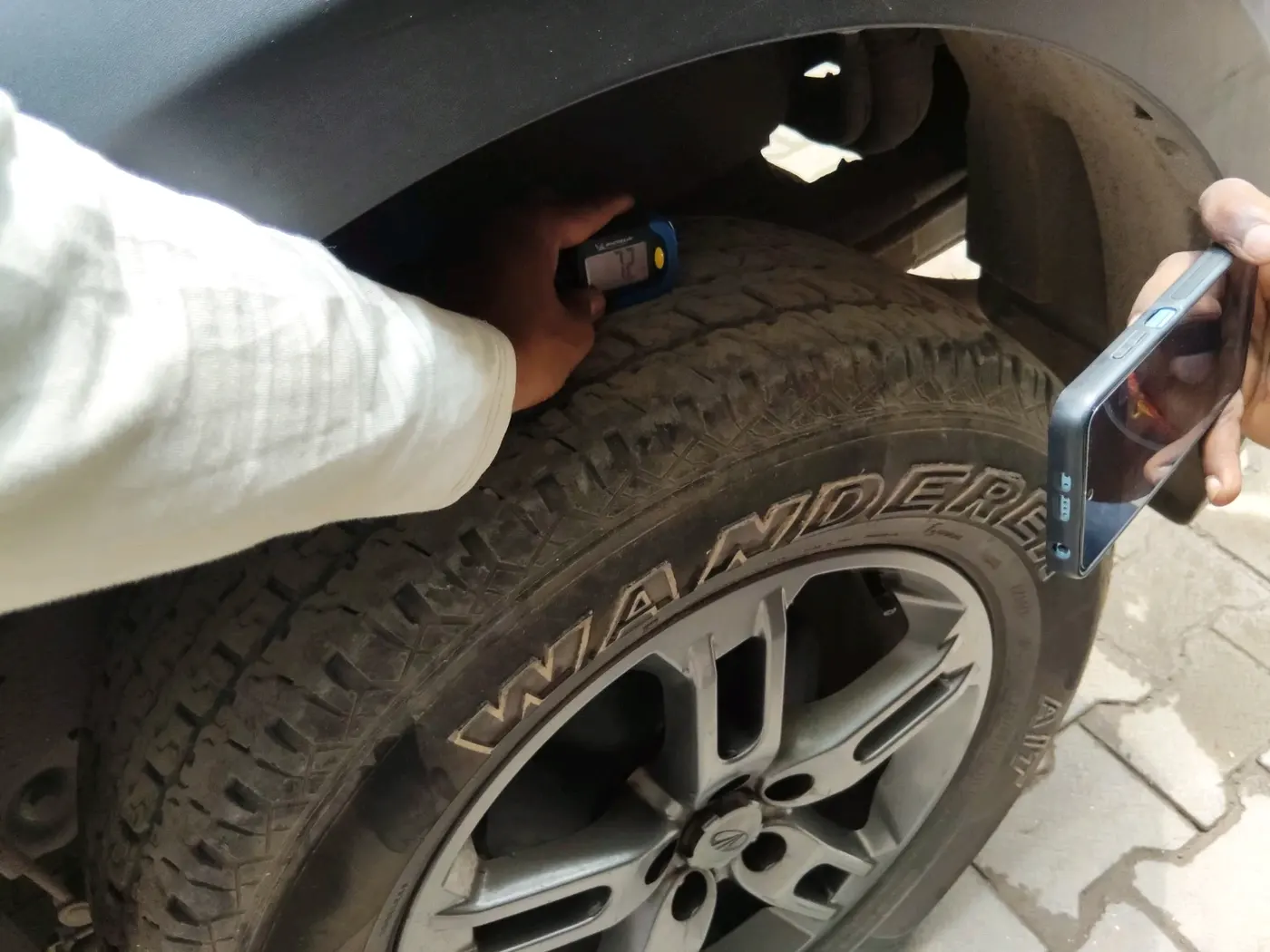 2021 Mahindra Thar LX PETROL HT 4WD AT, Petrol, Automatic, 34,838 km, tyre