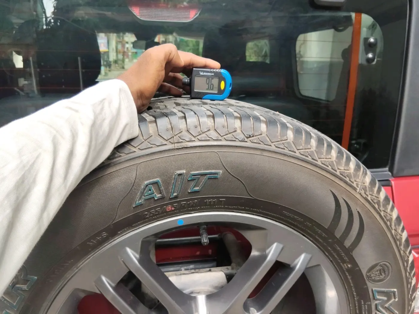 2021 Mahindra Thar LX PETROL HT 4WD AT, Petrol, Automatic, 34,838 km, tyre