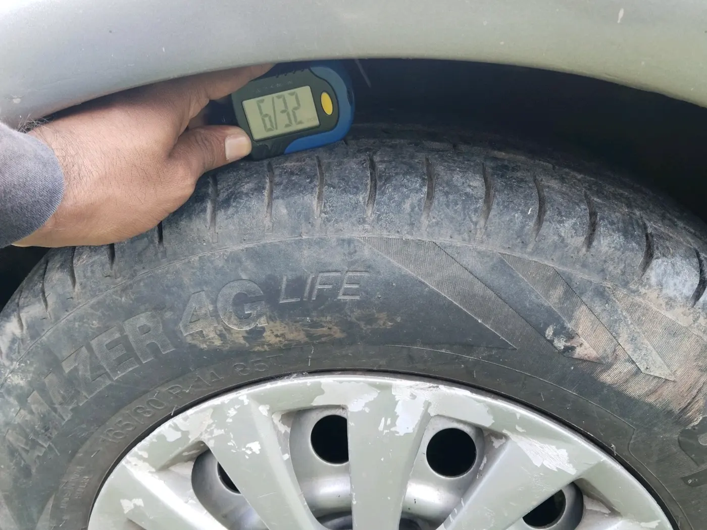 2011 Maruti Ritz VXI, Petrol, Manual, 91,822 km, tyre