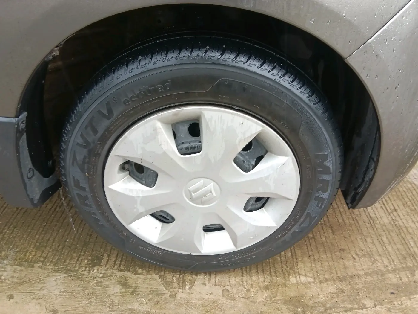 2024 Maruti New Wagon-R VXI CNG 1.0, CNG, Manual, 34,316 km, tyre