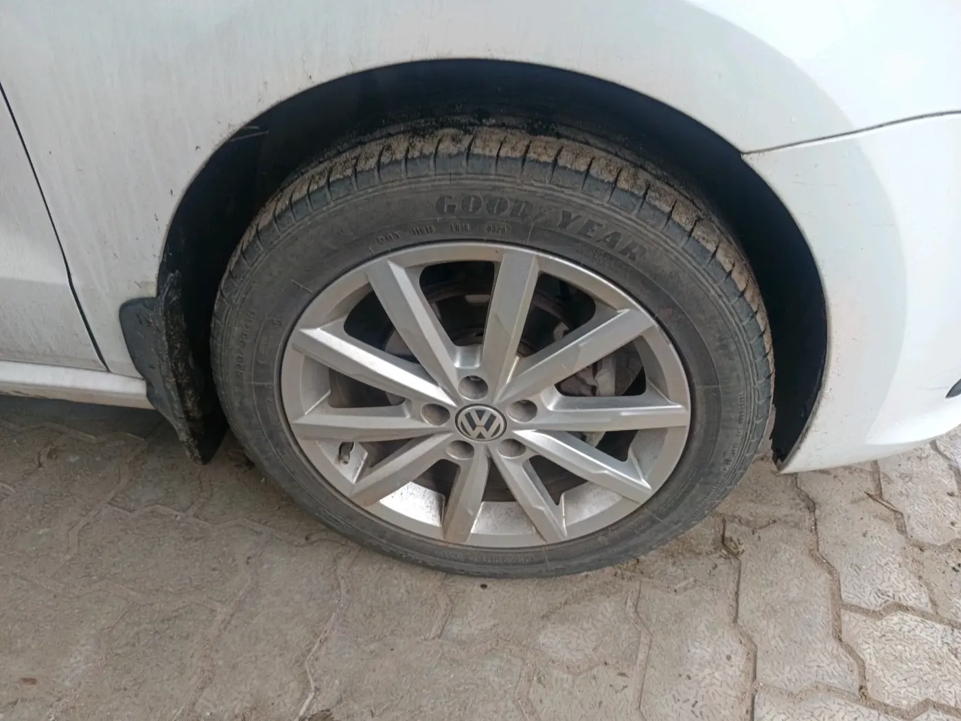 2018 Volkswagen Polo GT TSI AT, Petrol, Automatic, 68,042 km, tyre