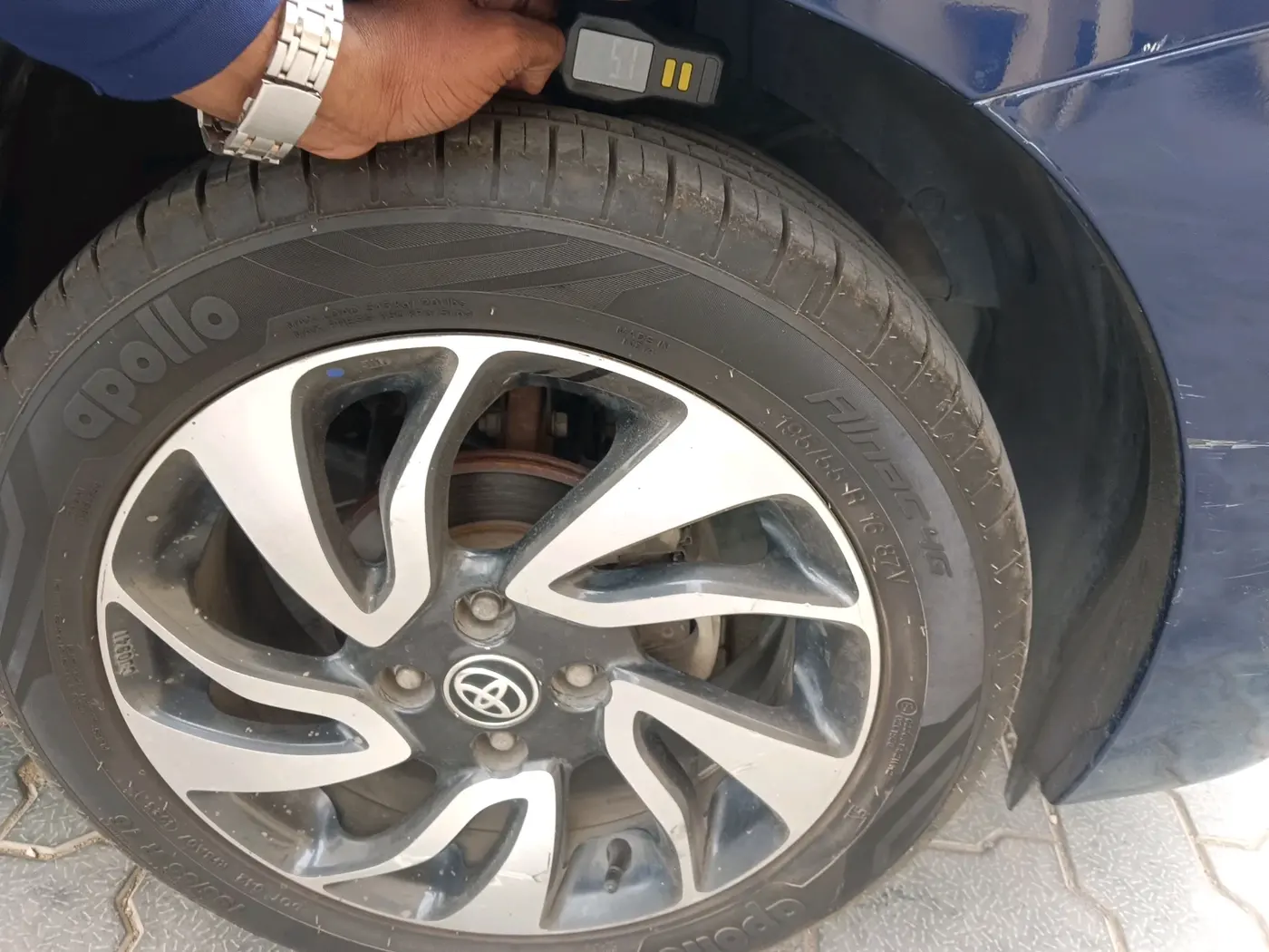 2020 Toyota Glanza G, Petrol, Manual, 74,855 km, tyre
