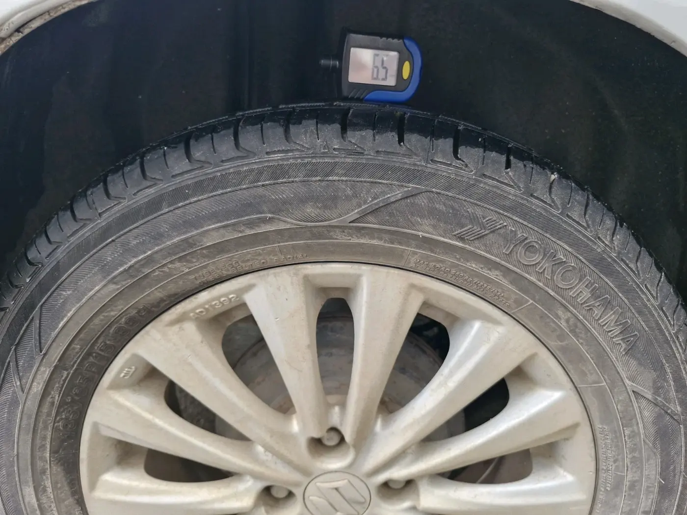 2016 Maruti Ciaz ZDI SHVS, Diesel, Manual, 1,76,670 km, tyre