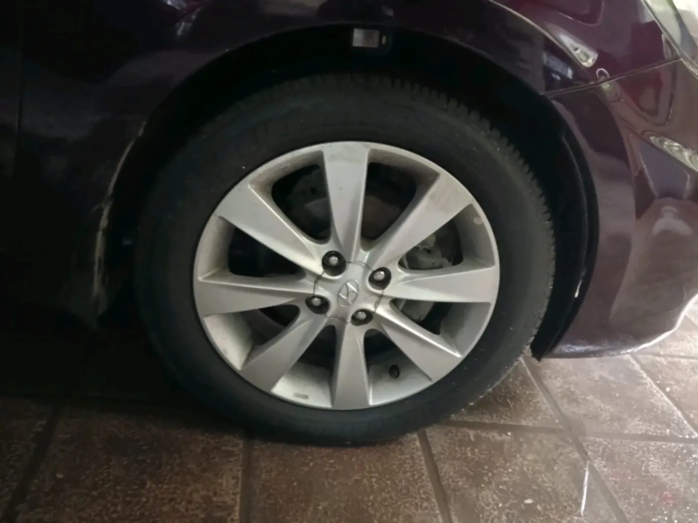 2013 Hyundai Verna FLUIDIC 1.6 VTVT SX, Petrol, Manual, 1,17,389 km, tyre