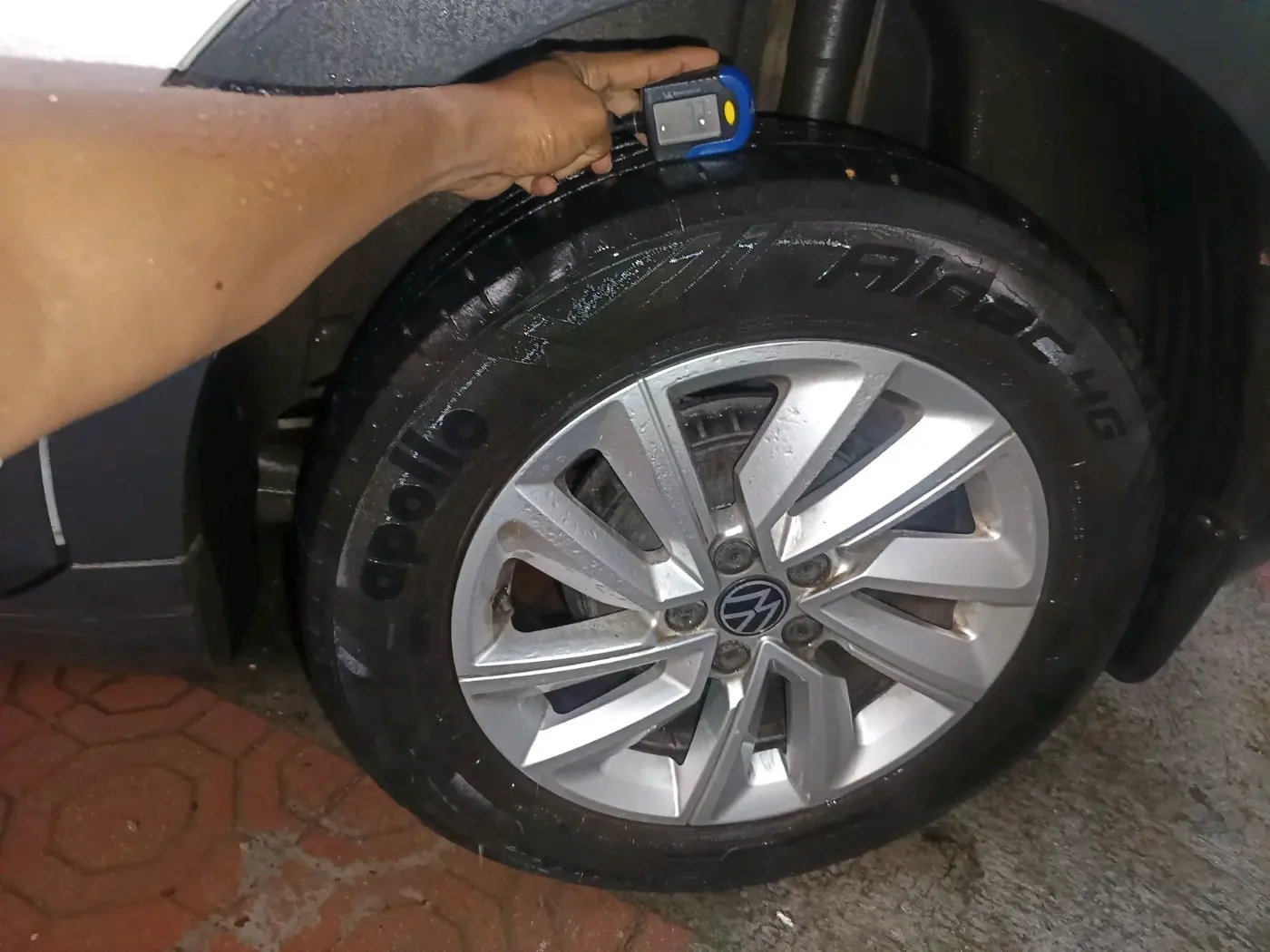 2022 Volkswagen TAIGUN HIGHLINE 1.0 TSI AT, Petrol, Automatic, 47,813 km, tyre