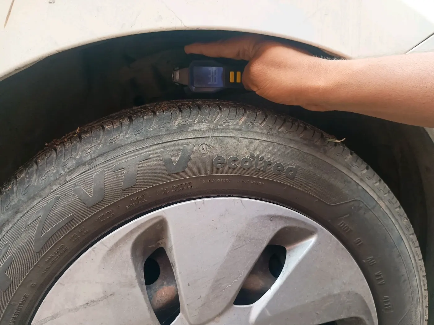 2018 Maruti Celerio ZXI AMT, CNG, Automatic, 72,292 km, tyre
