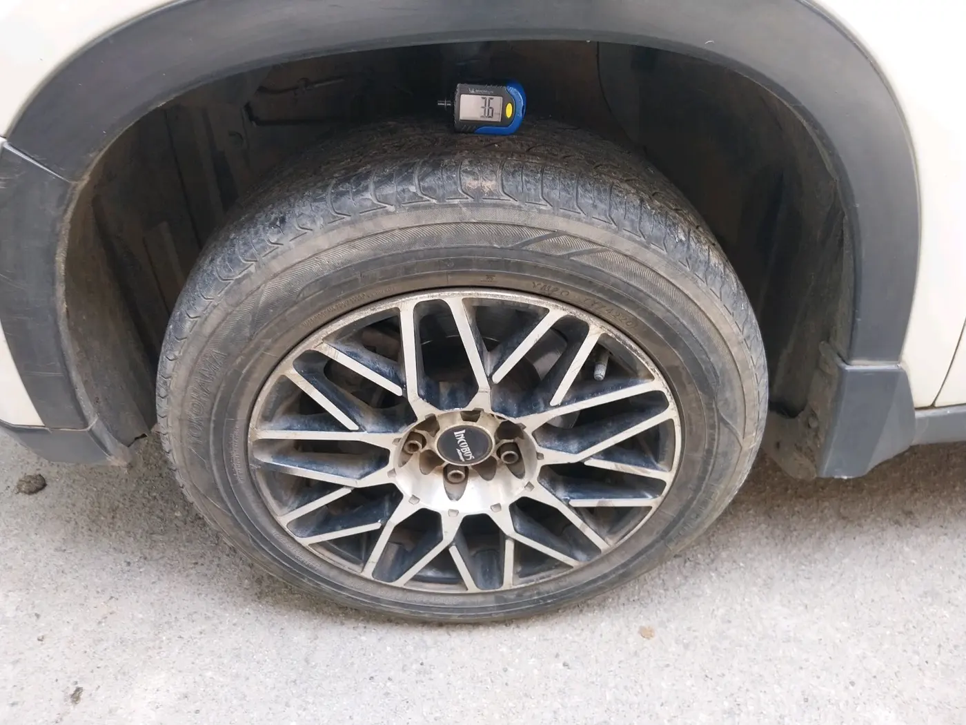 2018 Maruti Vitara Brezza VDI, Diesel, Manual, 1,08,537 km, tyre