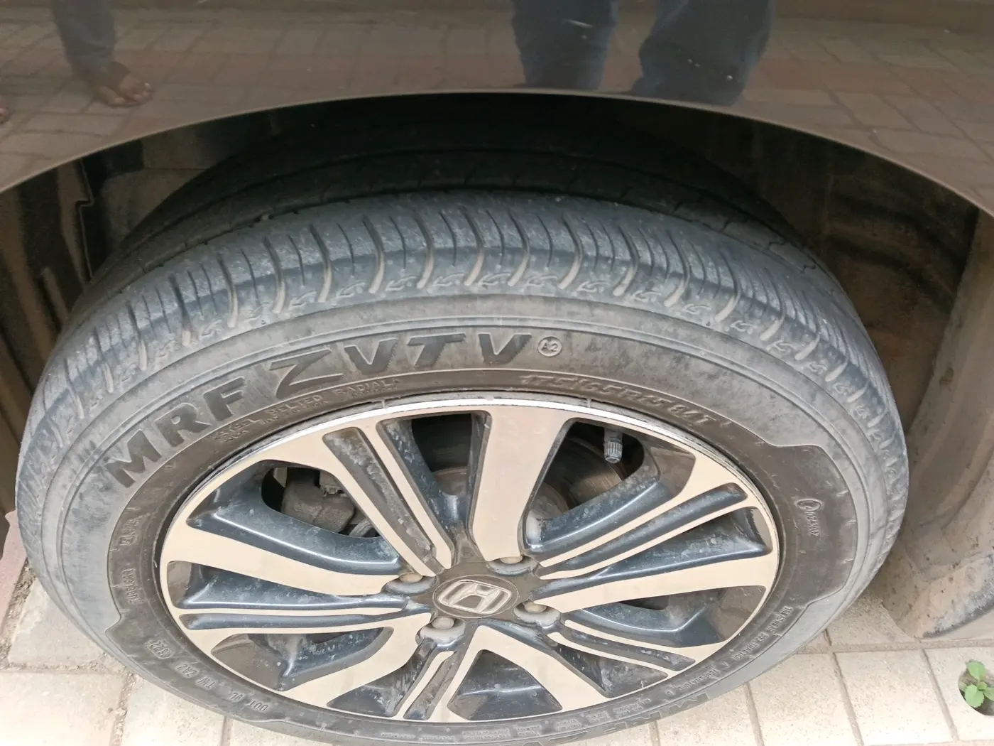 2022 Honda Amaze 1.2L I-VTEC VX CVT, Petrol, Automatic, 24,428 km, tyre
