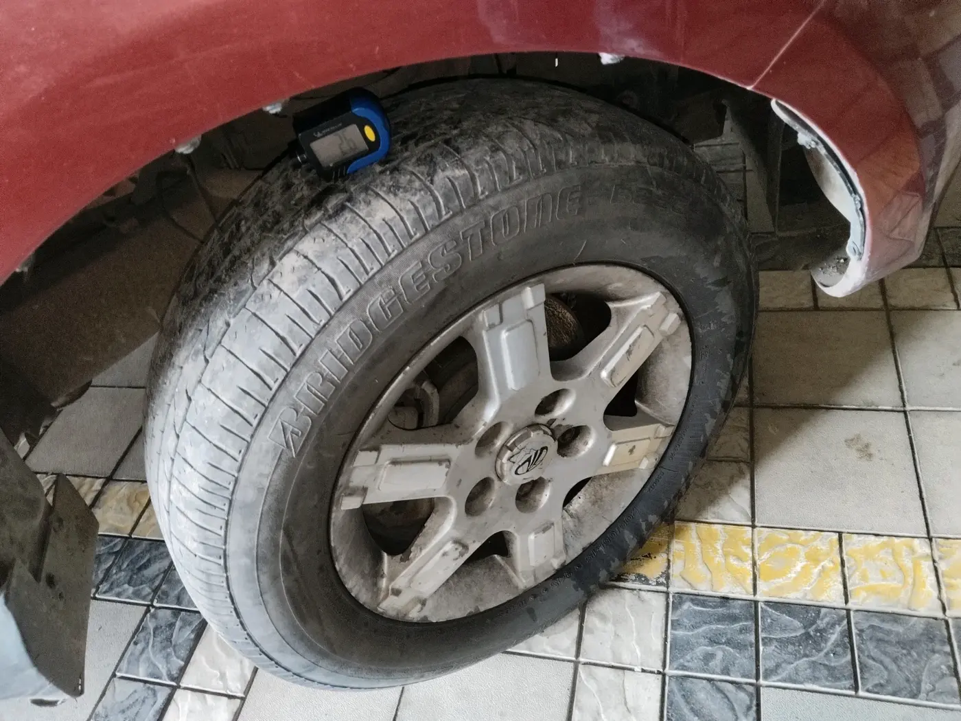 2012 Mahindra Quanto C6, Diesel, Manual, 95,630 km, tyre