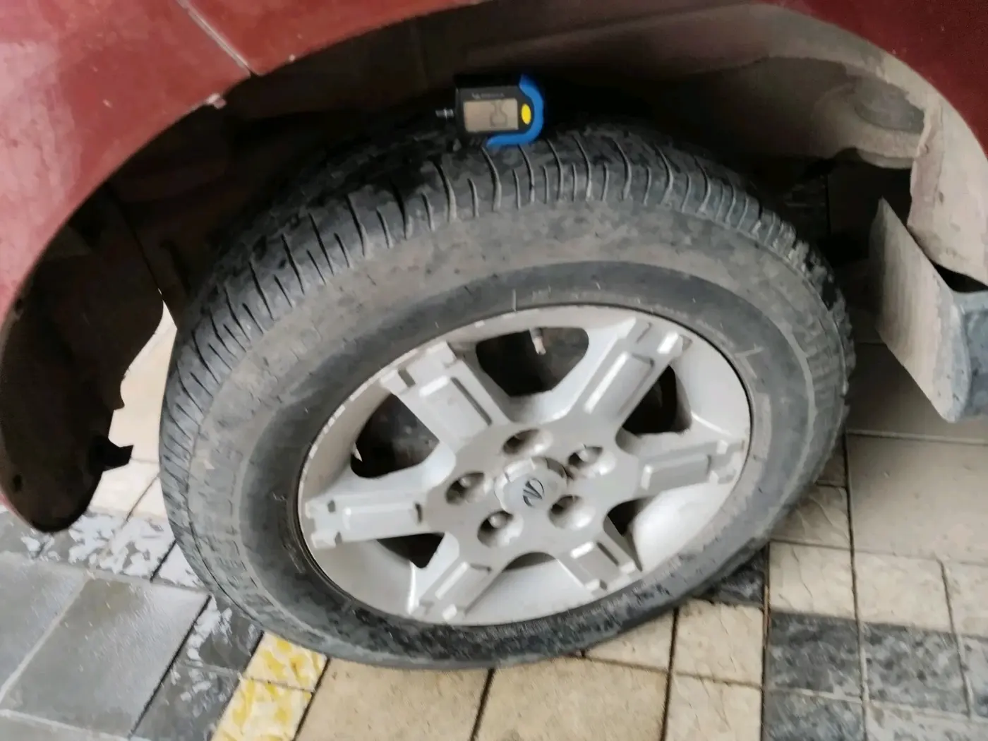 2012 Mahindra Quanto C6, Diesel, Manual, 95,630 km, tyre