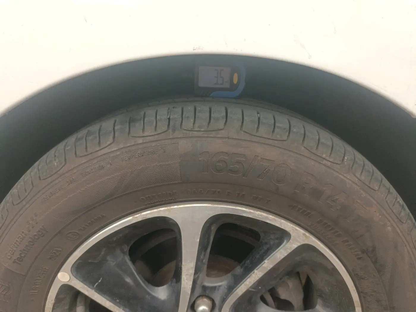 2018 Hyundai Grand i10 SPORTZ AT 1.2 KAPPA VTVT, Petrol, Automatic, 66,019 km, tyre