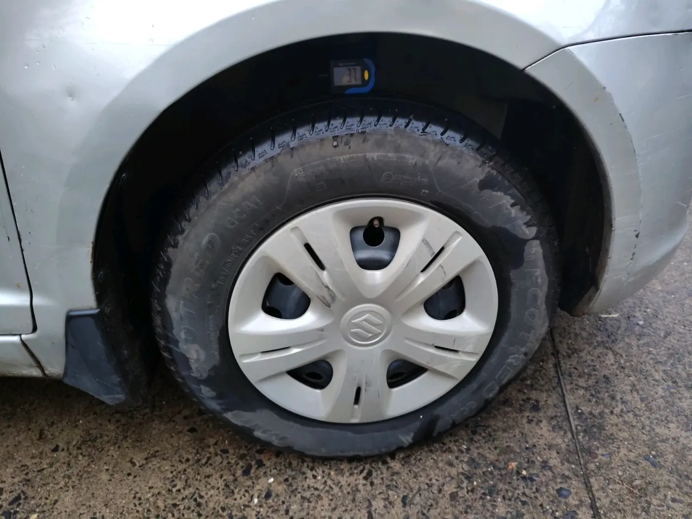 2011 Maruti Swift VXI, Petrol, Manual, 29,039 km, tyre
