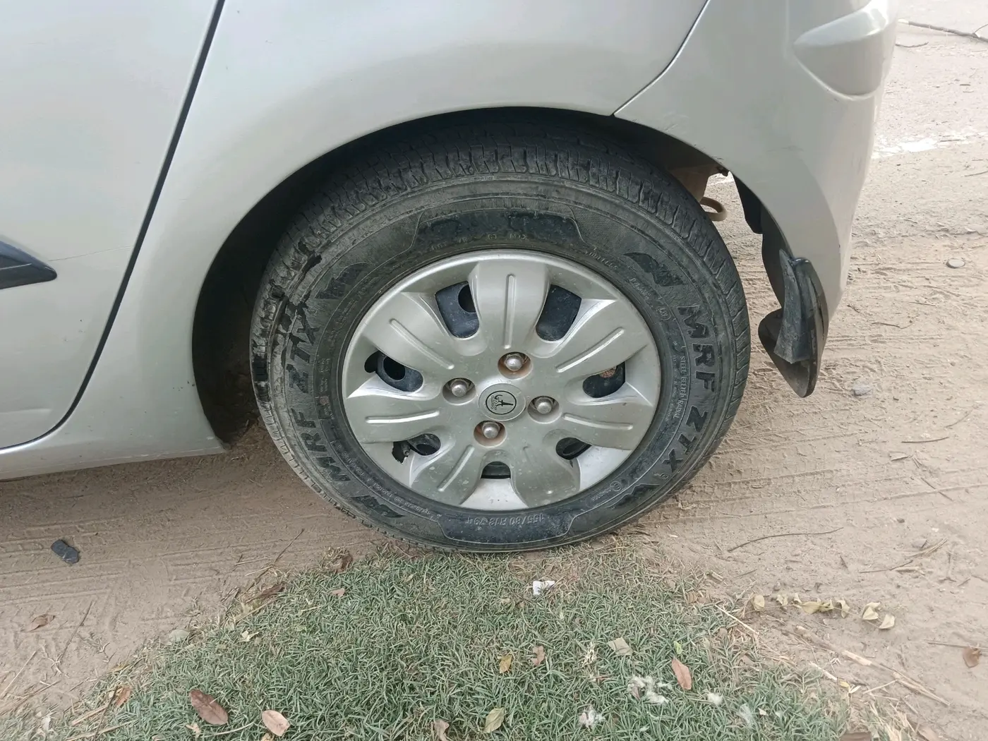 2012 Hyundai i10 ERA 1.1, Petrol, Manual, 67,690 km, tyre