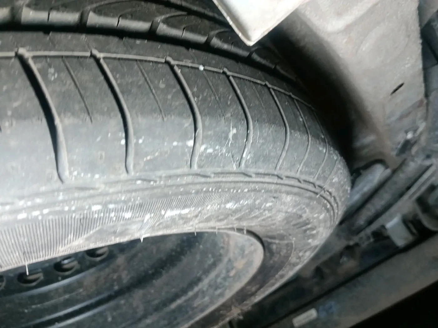 2021 MG HECTOR PLUS SHARP 1.5 PETROL TURBO DCT 6-STR, Petrol, Automatic, 29,350 km, tyre