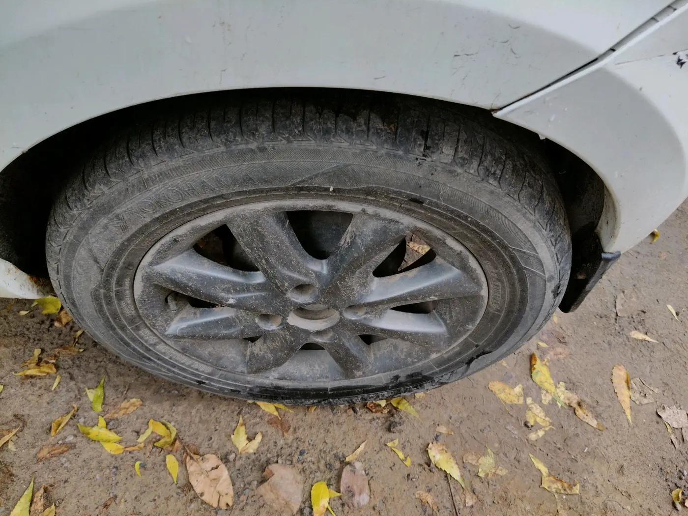 2015 Tata Bolt XT REVOTRON, Petrol, Manual, 58,872 km, tyre