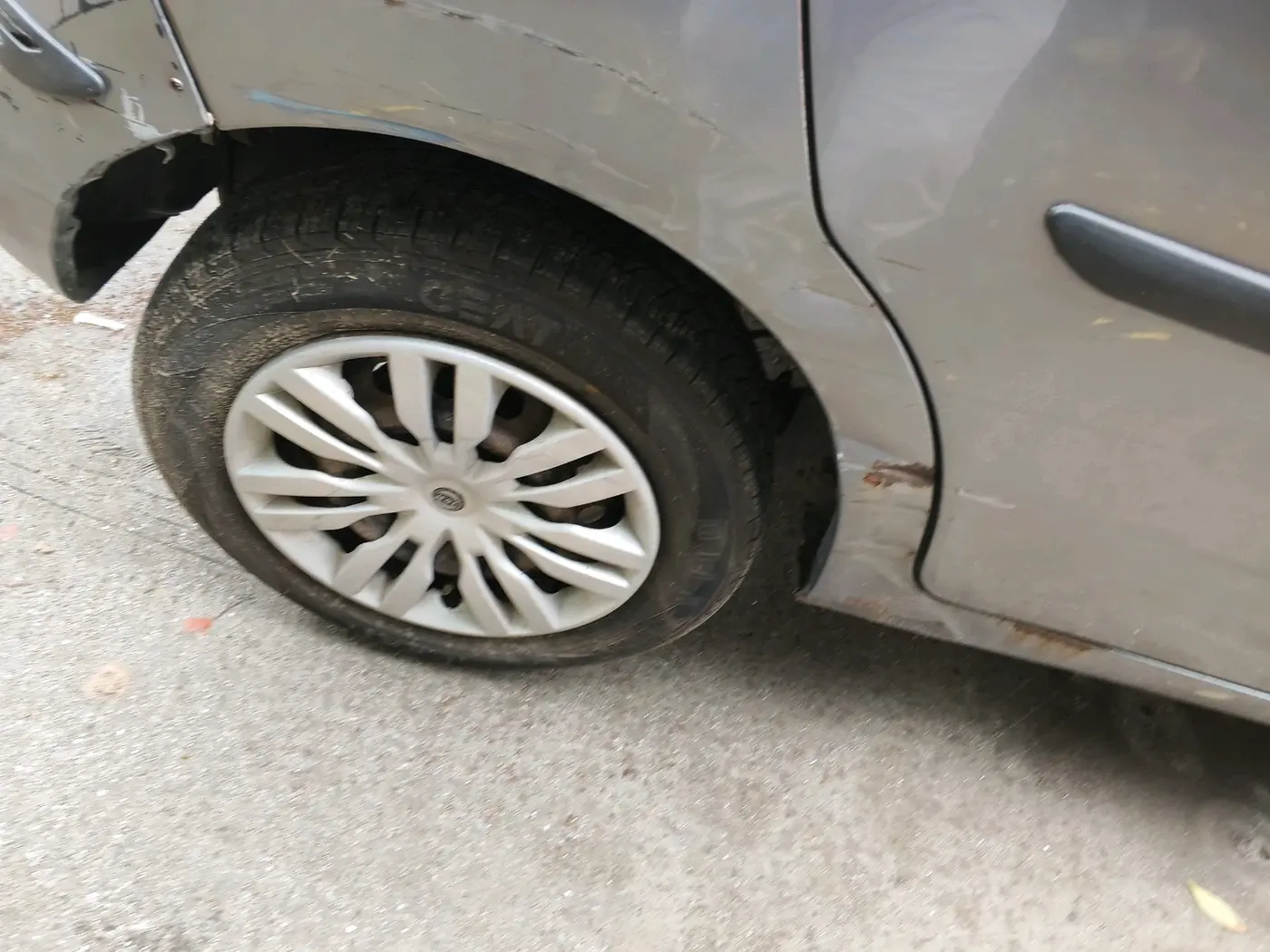 2014 Maruti Celerio VXI, Petrol, Manual, 72,805 km, tyre