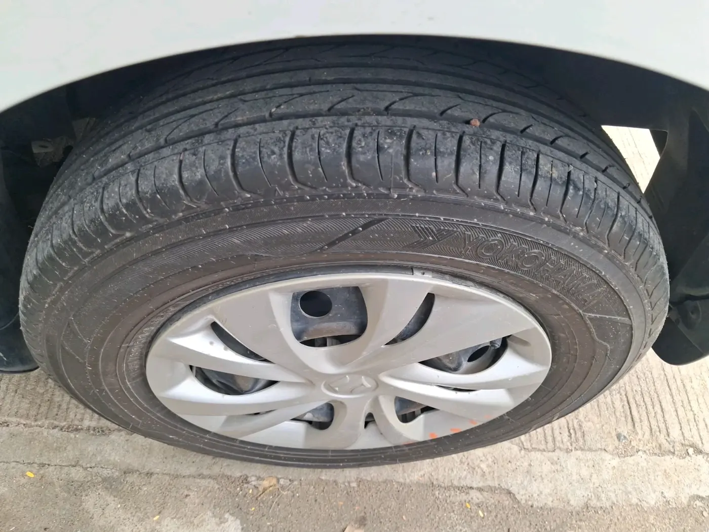 2019 Maruti Swift VXI, Petrol, Manual, 58,279 km, tyre