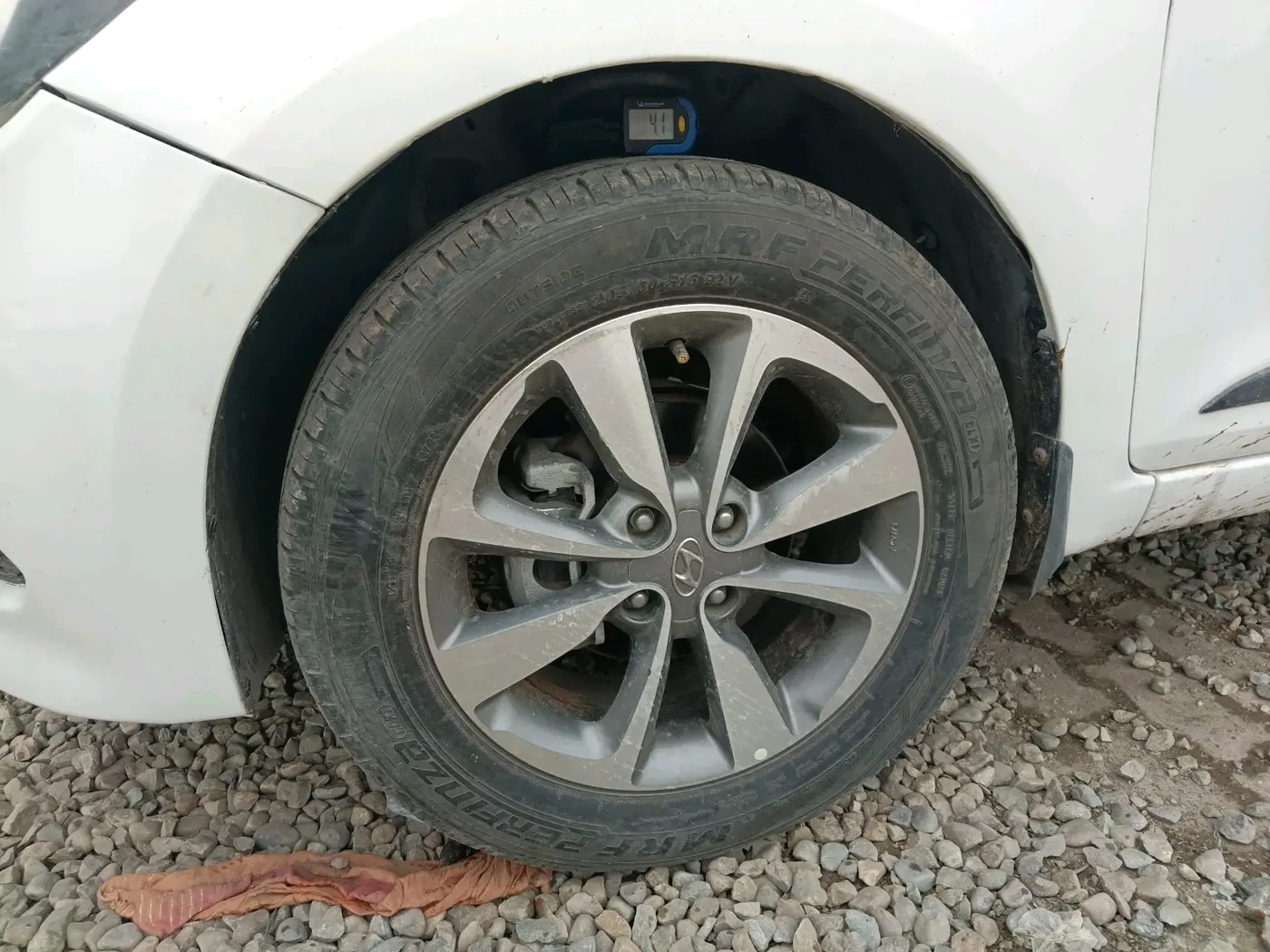 2017 Hyundai Elite i20 ASTA 1.2 (O), Petrol, Manual, 83,015 km, tyre