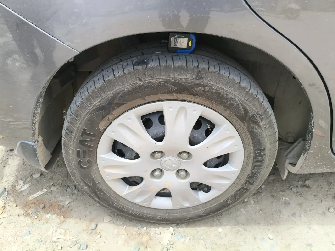 2016 Honda Amaze 1.2L I-VTEC SX, Petrol, Manual, 35,000 km, tyre