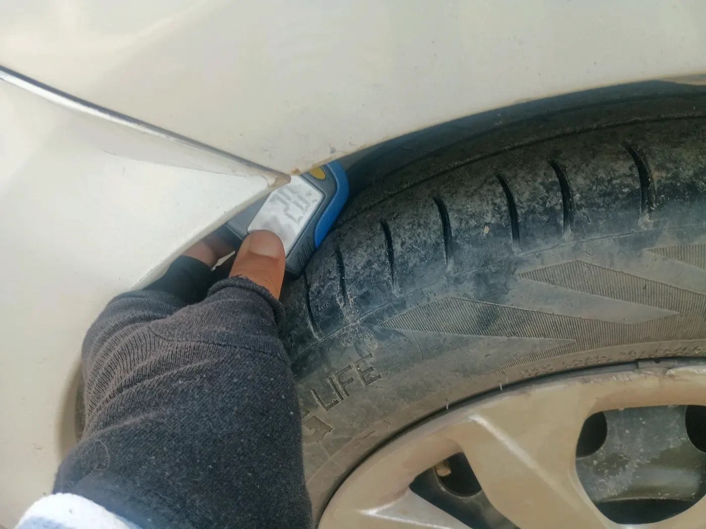 2018 Hyundai Eon MAGNA +, Petrol, Manual, 73,156 km, tyre
