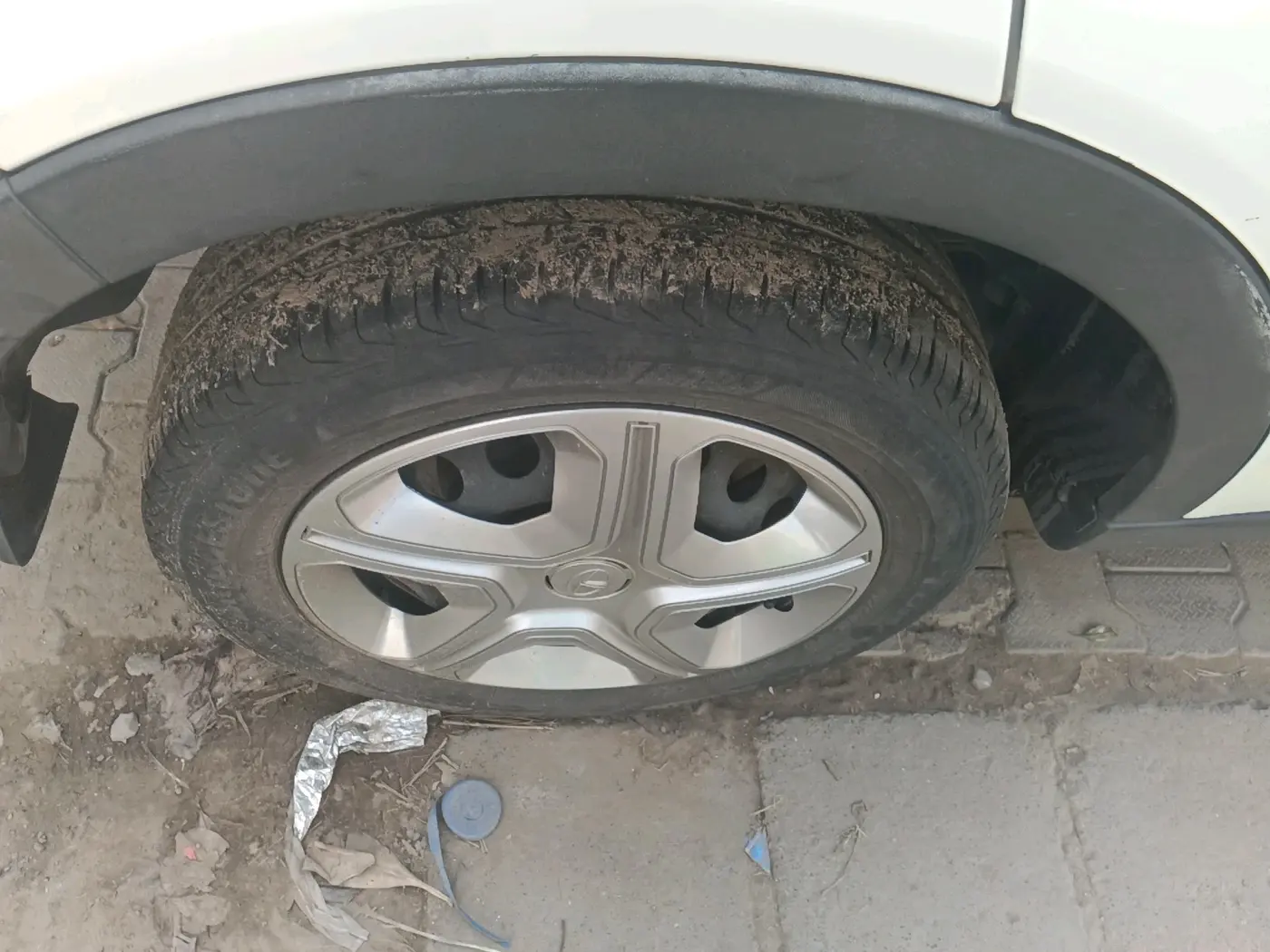 2021 Tata NEXON XM PETROL, Petrol, Manual, 52,708 km, tyre