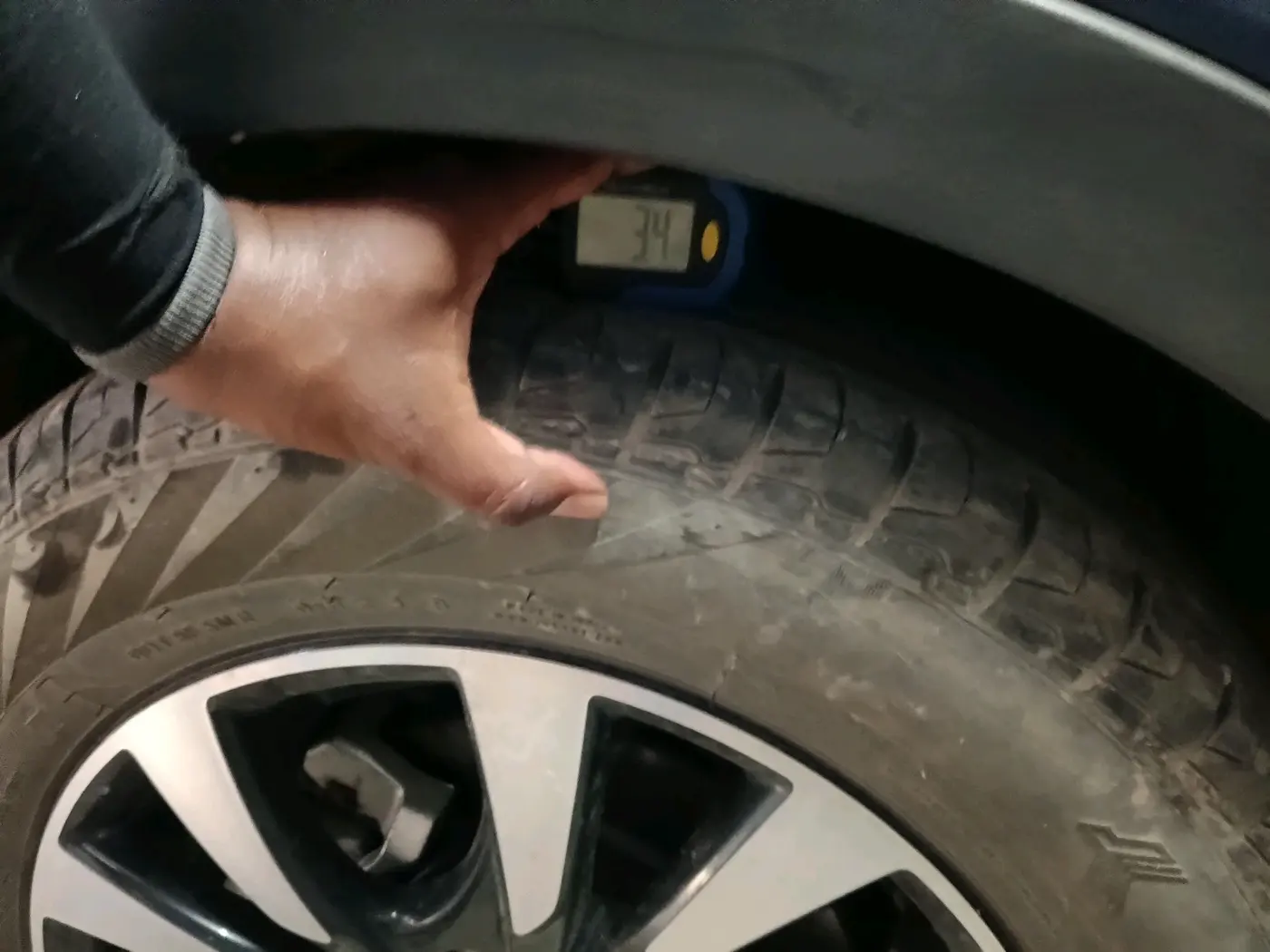 2021 Maruti S Cross ZETA AT 1.5, Petrol, Automatic, 29,079 km, tyre
