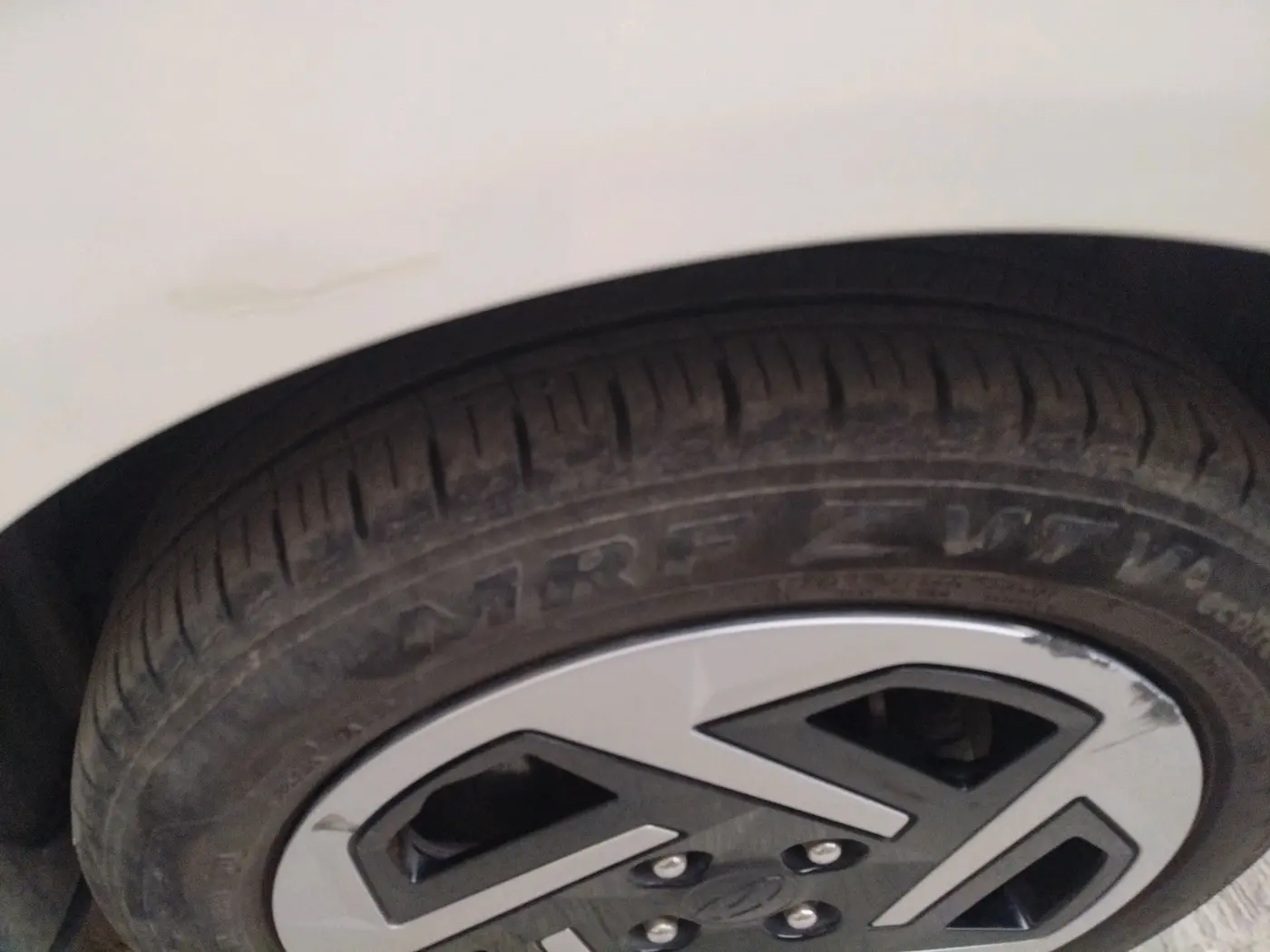 2024 Hyundai GRAND I10 NIOS Sportz 1.2 HY-CNG Duo, CNG, Manual, 34,584 km, tyre