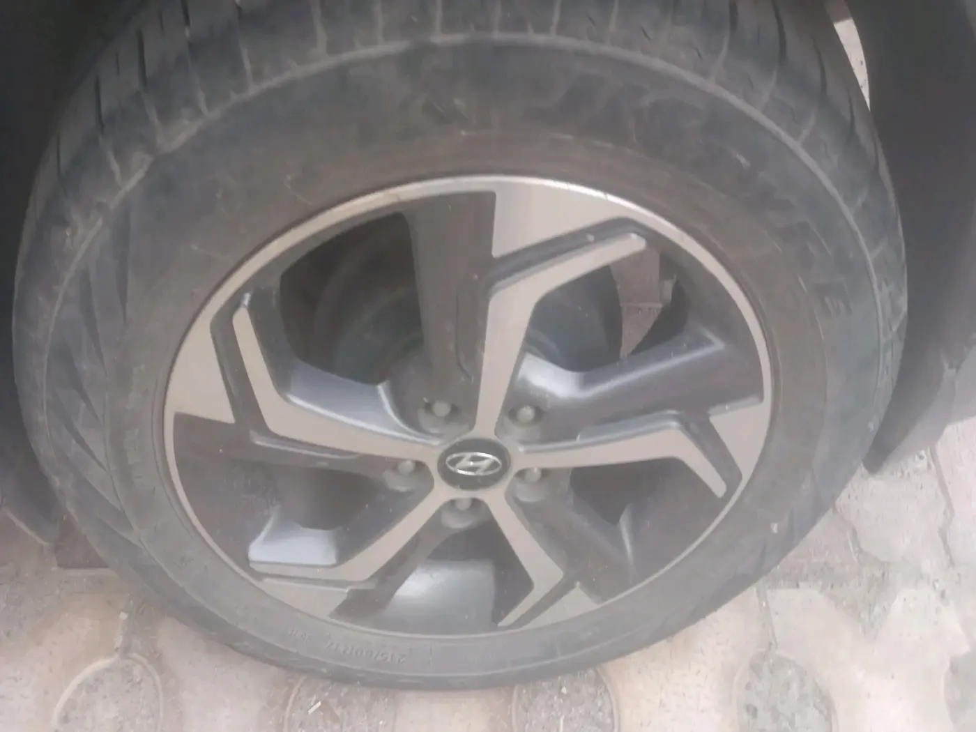2019 Hyundai Creta SX (O) 1.6 PETROL, Petrol, Manual, 1,18,167 km, tyre