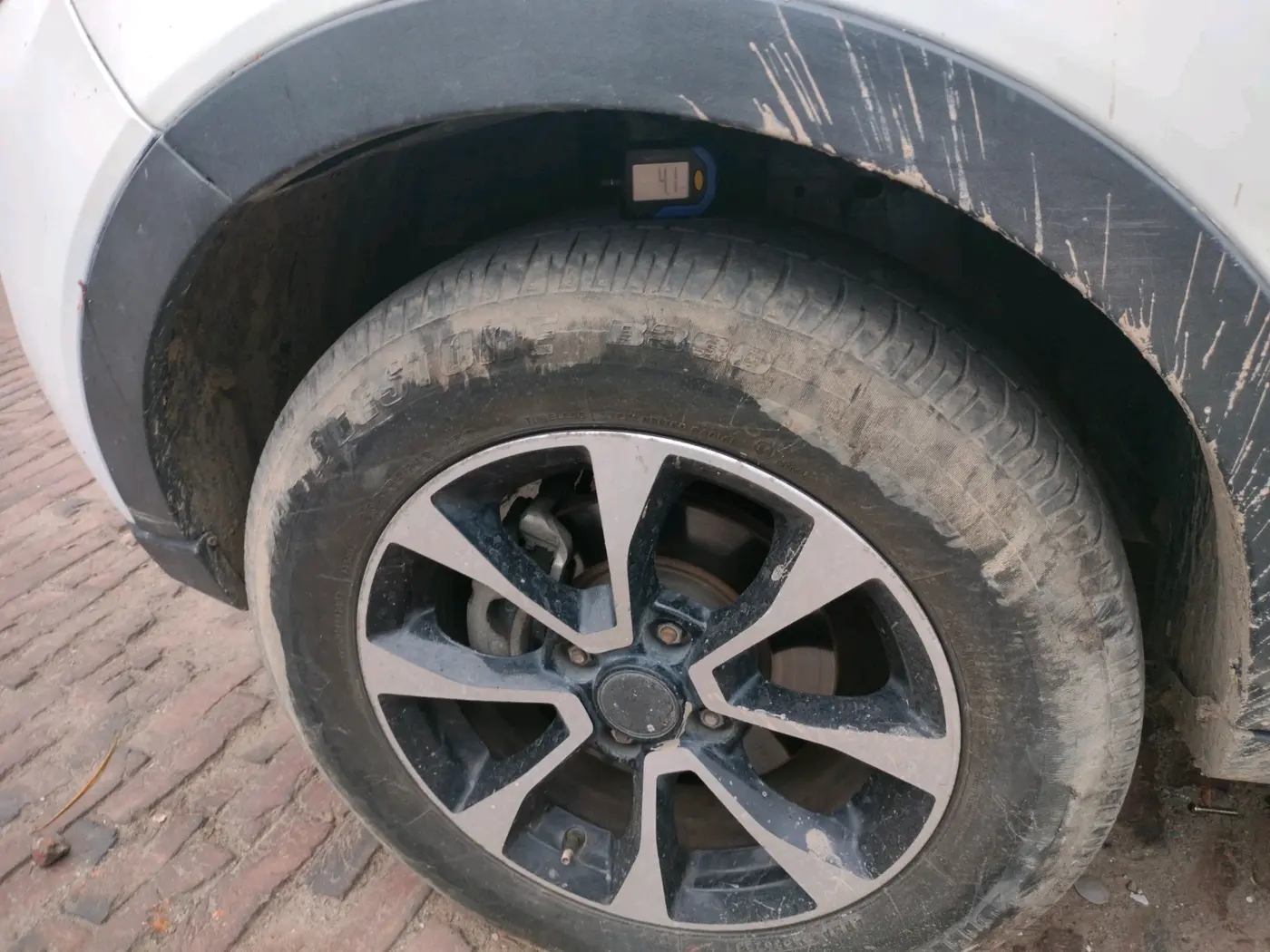 2021 Tata NEXON XM PETROL, Petrol, Manual, 83,952 km, tyre