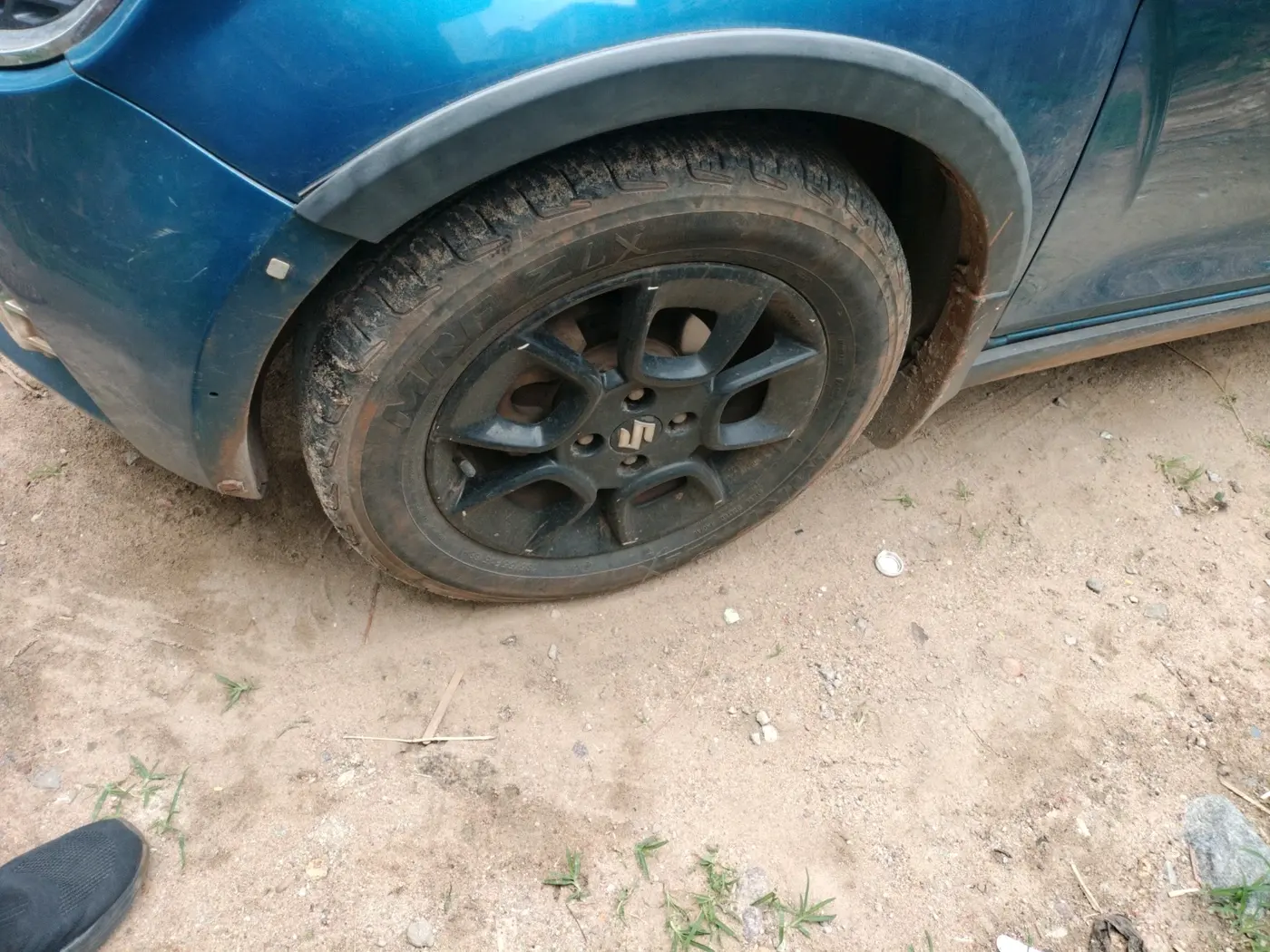 2017 Maruti IGNIS ALPHA 1.2, Petrol, Manual, 1,07,564 km, tyre