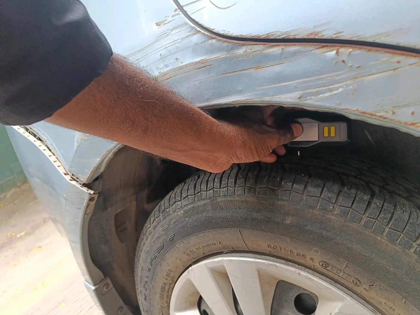 2013 Maruti Swift Dzire VXI, Petrol, Manual, 47,595 km, tyre