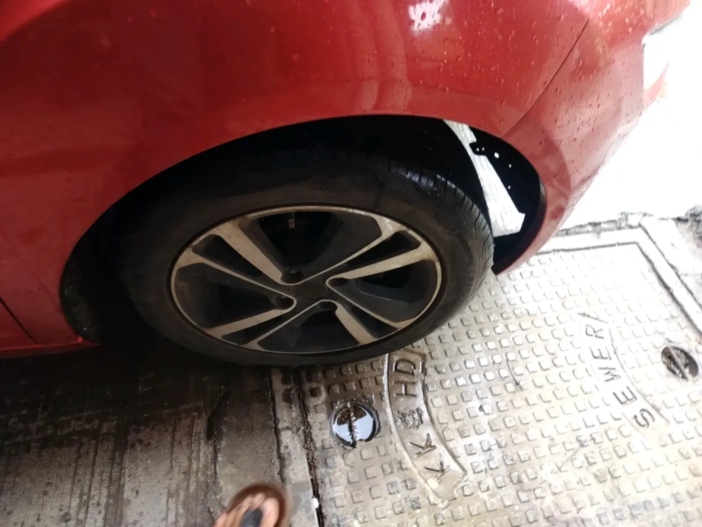 2021 Tata ALTROZ XZ PETROL, Petrol, Manual, 40,248 km, tyre