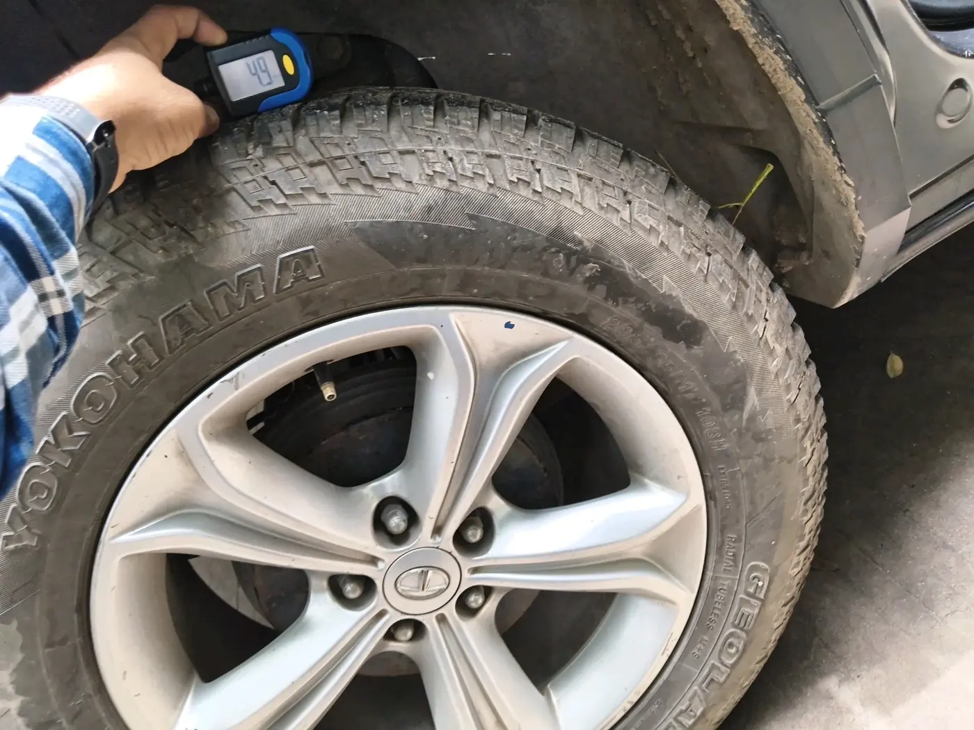 2019 Tata Harrier XZ 2.0L, Diesel, Manual, 1,32,885 km, tyre