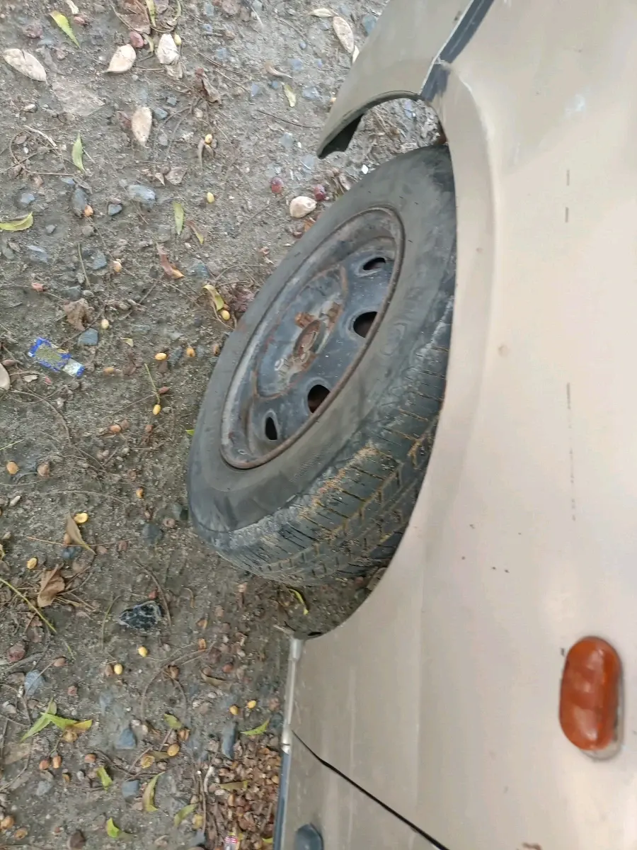 2011 Maruti Alto K10 VXI, Petrol, Manual, 1,23,056 km, tyre