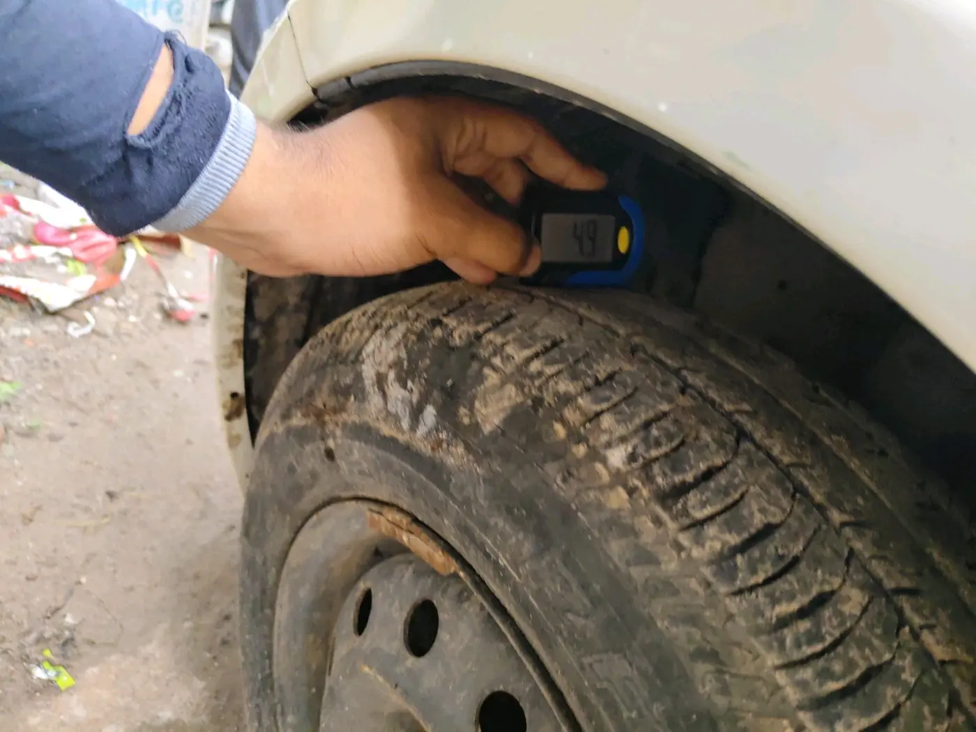 2015 Maruti Swift Dzire VXI, Petrol, Manual, 53,195 km, tyre