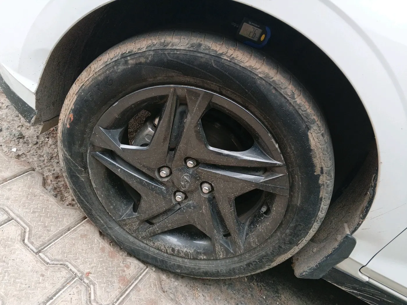 2023 Hyundai NEW I20 SPORTZ 1.2 MT, Petrol, Manual, 61,956 km, tyre