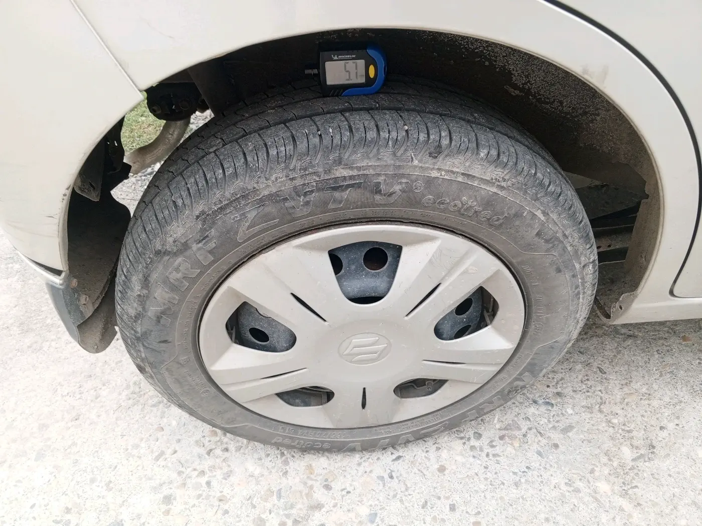 2017 Maruti Wagon R 1.0 VXI AMT, Petrol, Automatic, 41,241 km, tyre