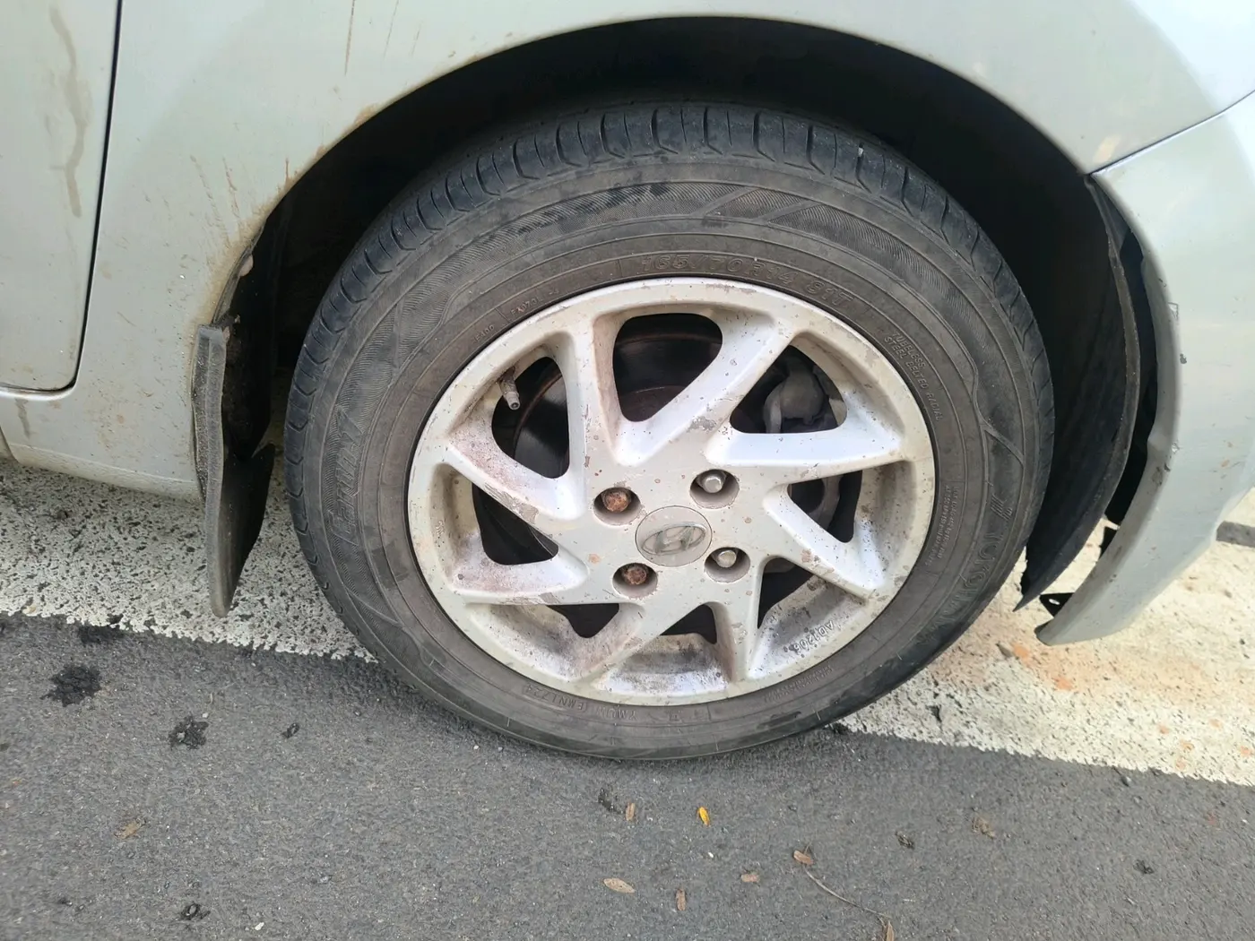 2014 Hyundai Xcent S 1.2, CNG, Manual, 1,82,744 km, tyre
