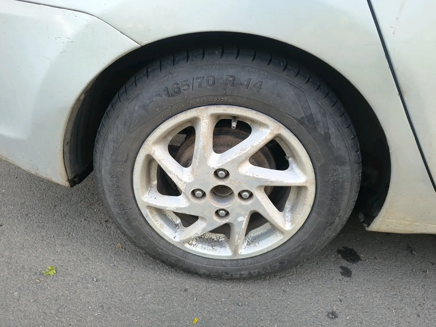 2014 Hyundai Xcent S 1.2, CNG, Manual, 1,82,744 km, tyre