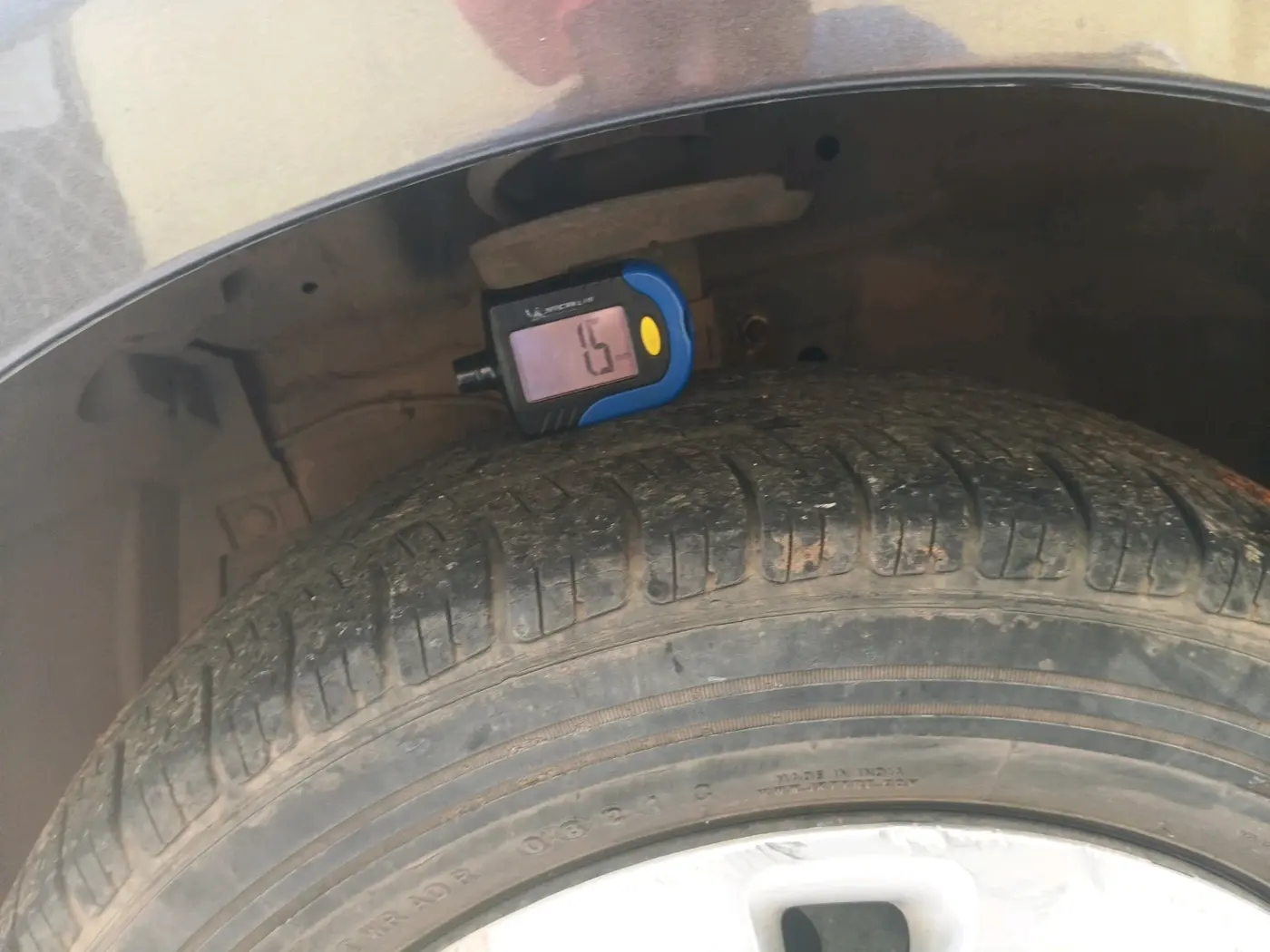 2017 Maruti Ertiga VXI CNG, CNG, Manual, 84,179 km, tyre
