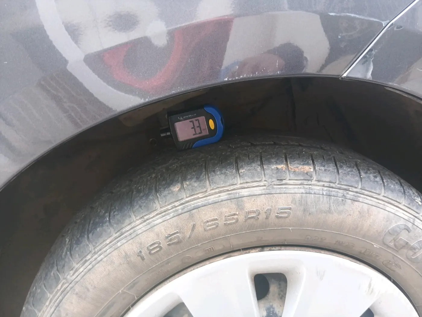 2017 Maruti Ertiga VXI CNG, CNG, Manual, 84,179 km, tyre