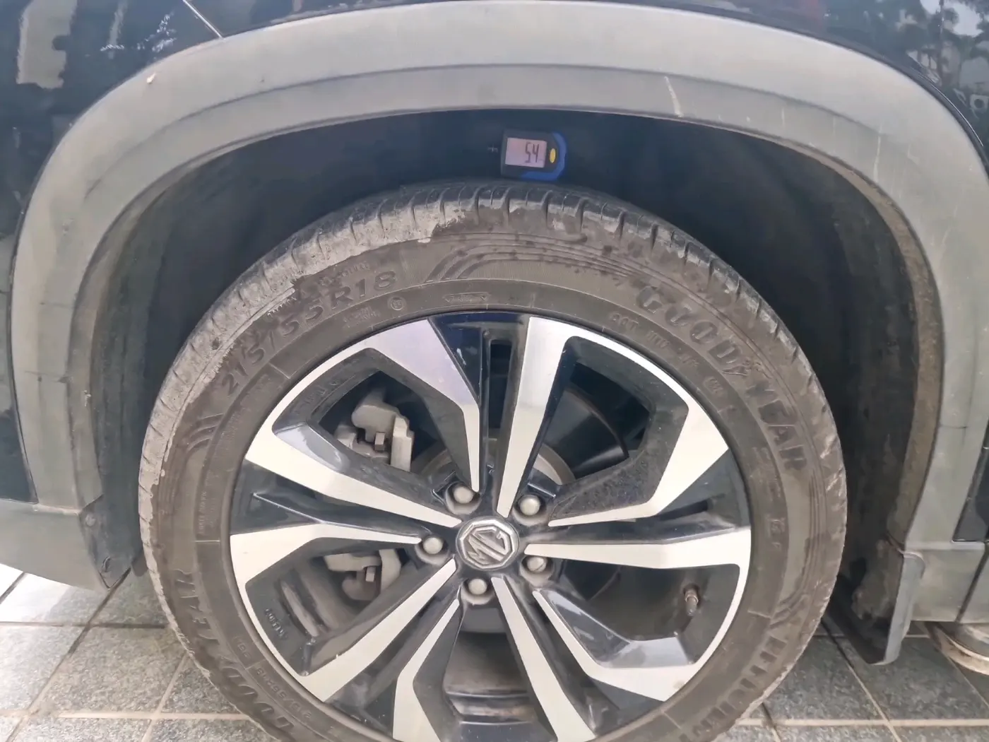 2024 MG HECTOR SHARP PRO 1.5 PETROL TURBO CVT PETROL, Petrol, Automatic, 23,241 km, tyre