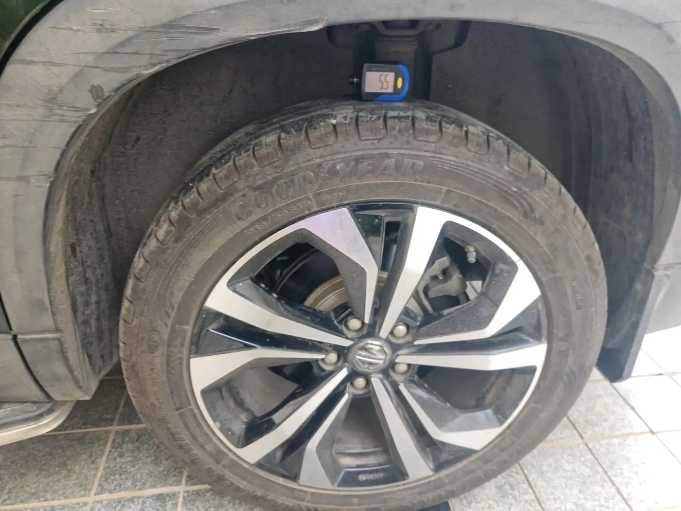 2024 MG HECTOR SHARP PRO 1.5 PETROL TURBO CVT PETROL, Petrol, Automatic, 23,241 km, tyre