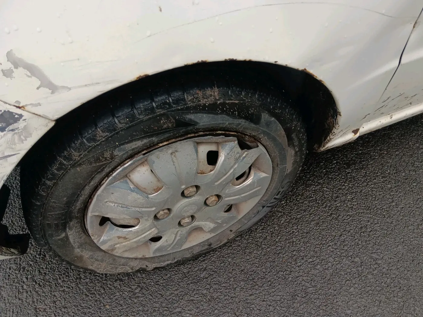 2012 Hyundai Santro Xing GL, Petrol, Manual, 37,246 km, tyre