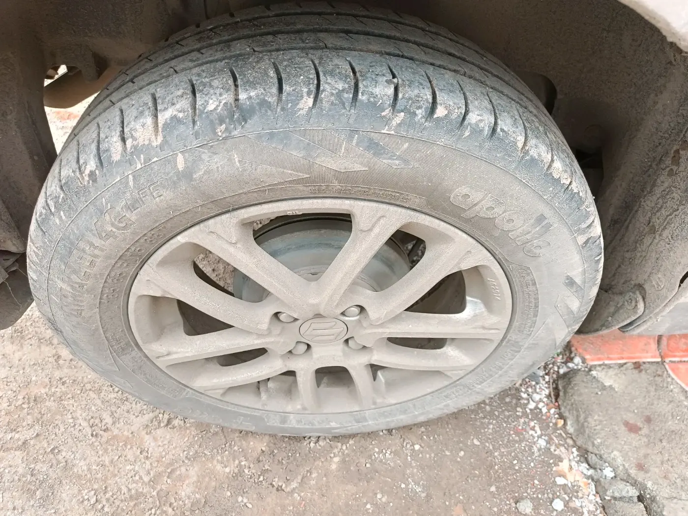 2018 Maruti Swift ZDI AMT, Diesel, Automatic, 1,11,264 km, tyre